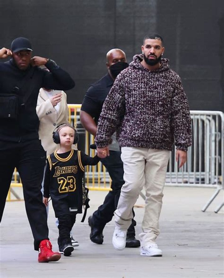 Drake Shows Off His 4-Year-Old Son Adonis’ Impressive Basketball Skills In New Video